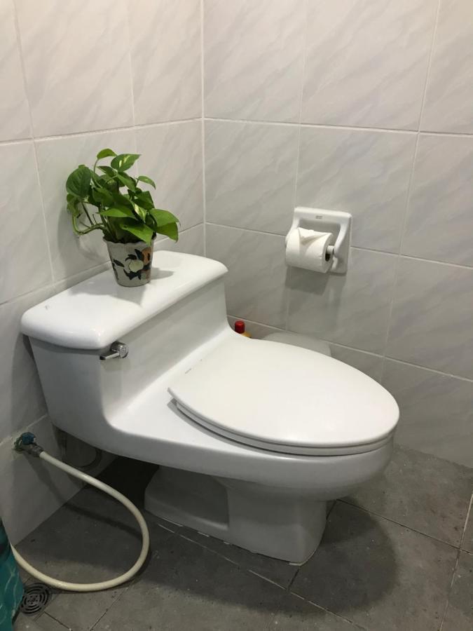 Omni Tower Cozy Apartment Near Nana Bts Bangkok Esterno foto