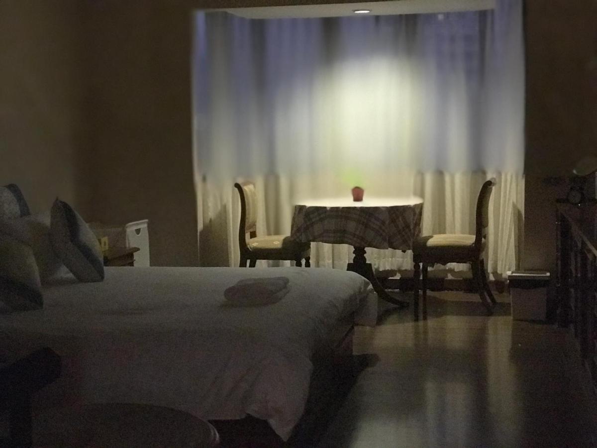 Omni Tower Cozy Apartment Near Nana Bts Bangkok Esterno foto